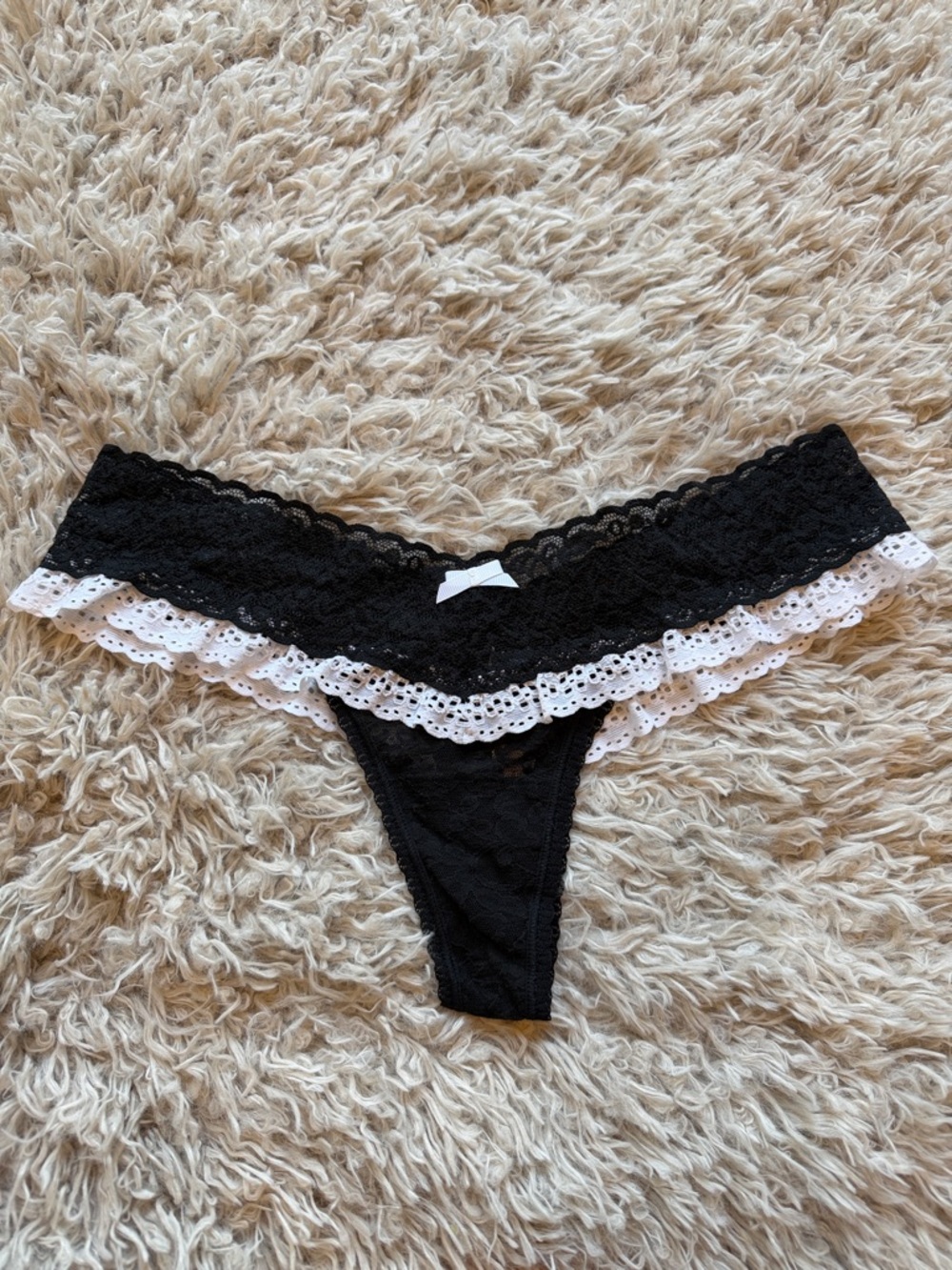 NWT The Lacie Victoria’s Secret Black and White Lace VTG Y2K One Size O/S